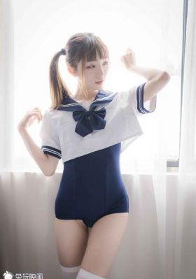 欧美紧身皮裤系列图片_1080高清在线观看