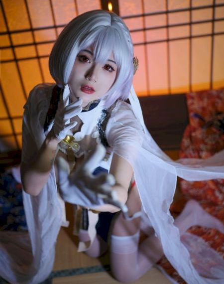 欧美白丝小萝莉_4K免费电视剧