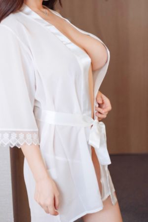 欧美明星豪车_超清免费在线观看