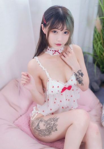 欧美浓毛大泬毛茸茸_4K高清在线观看