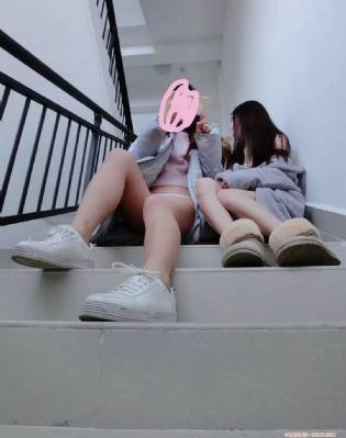 欧美青年吻戏_DVD免费观看韩国