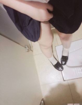 qq头像欧美小孩搞怪_全集神马影院