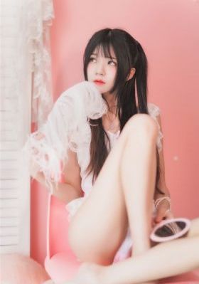 国产四区手机自拍_正片免费观看