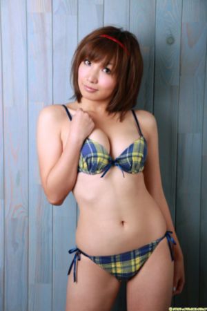 最新精品国偷自产在线美女足_高清在线视频播放