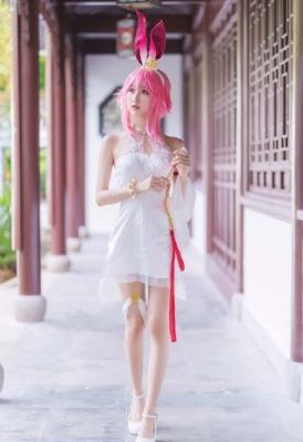 欧美美女姐姐_HD在线观看高清