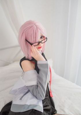 年轻的女老师英语怎么称呼_HD高清视频观看